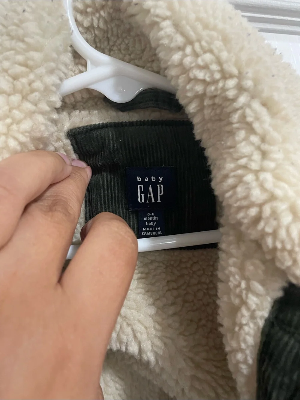 Gap kids Sherpa lined corduroy olive green jacket 0-6 months